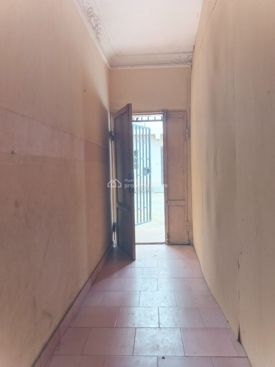 a Lovely Self Contain Room, in a 3 Bedroom Shared Apartment., Dock Ville Estate, Badore, Ajah, Lagos, Self Contain (single Rooms) for Rent