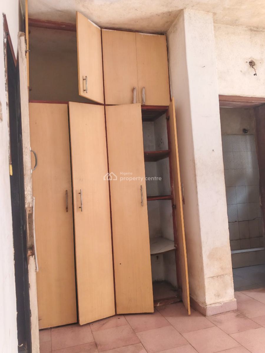 a Lovely Self Contain Room, in a 3 Bedroom Shared Apartment., Dock Ville Estate, Badore, Ajah, Lagos, Self Contain (single Rooms) for Rent