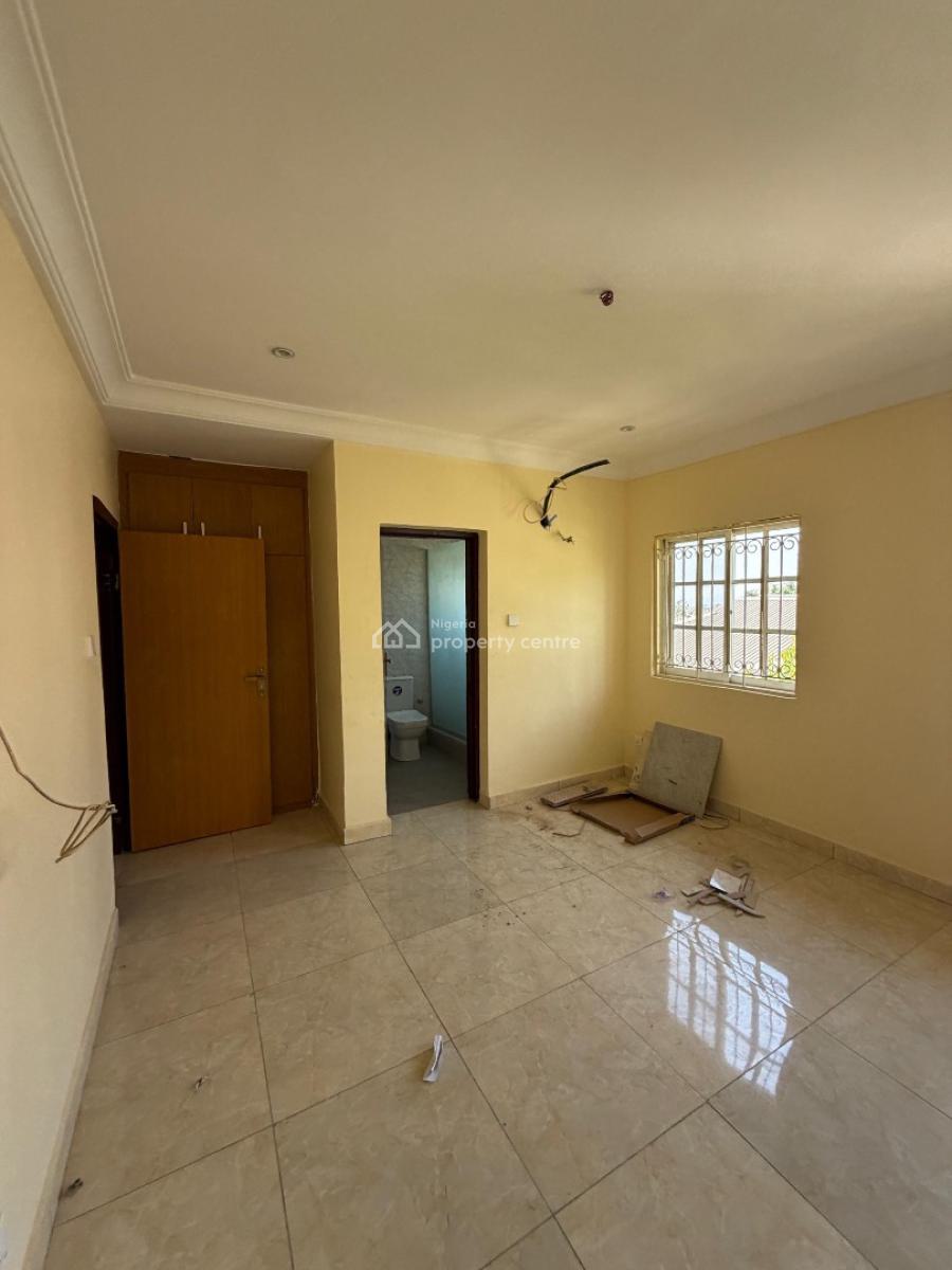 Renovated 3 Bedroom Block of Flat, Maitama District, Abuja, Flat / Apartment for Rent