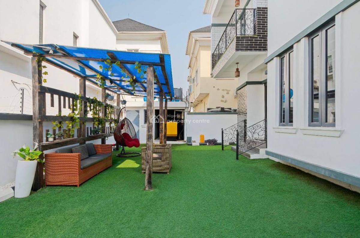 5 Bedrooms Detached Duplex with Private Compound, Osapa, Lekki, Lagos, Detached Duplex Short Let