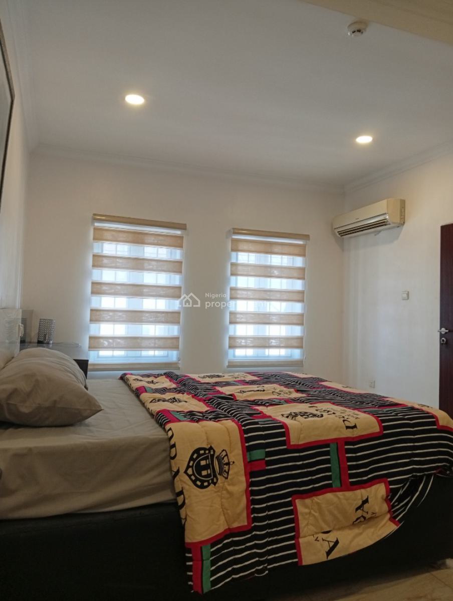 Cozy 2 Bedroom Apartment., Kings Distinction, Chevy View, Chevron, Lekki, Lagos, Flat / Apartment Short Let