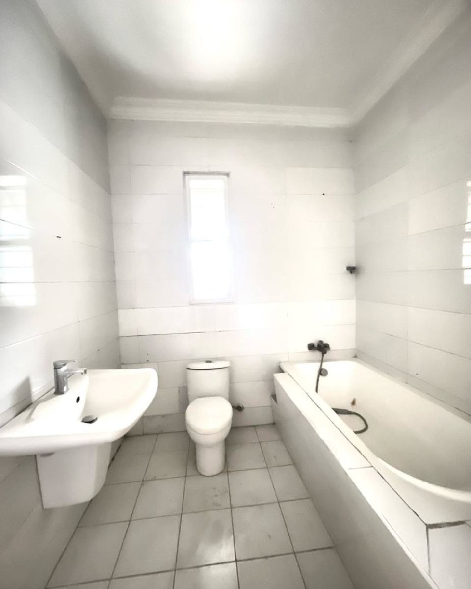 Luxury 4 Bedroom Terrace Duplex with Bq Self Compound, Off Freedom Way, Lekki Phase 1, Lekki, Lagos, Terraced Duplex for Sale