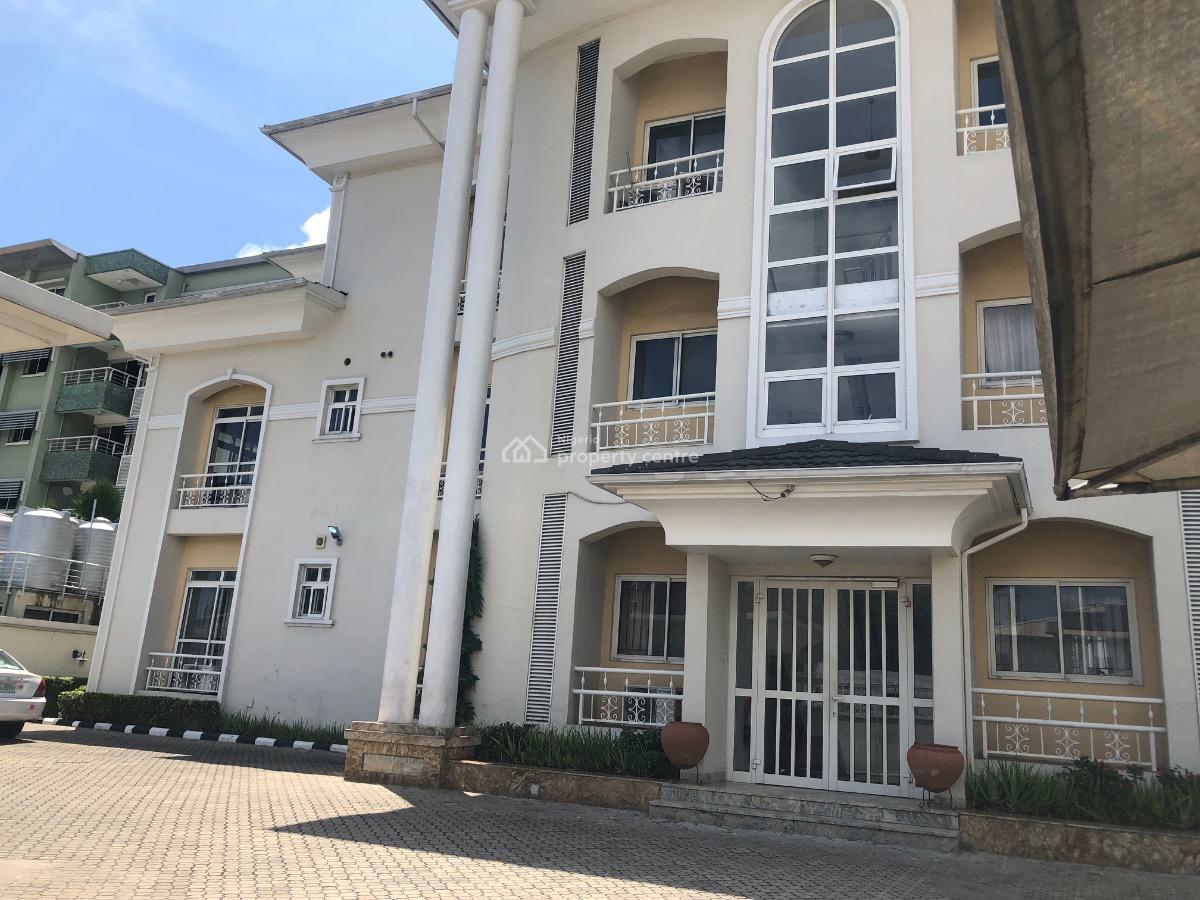3 Bedroom Waterfront Apartment, Admiralty Road, Lekki Phase 1, Lekki, Lagos, Flat / Apartment for Rent