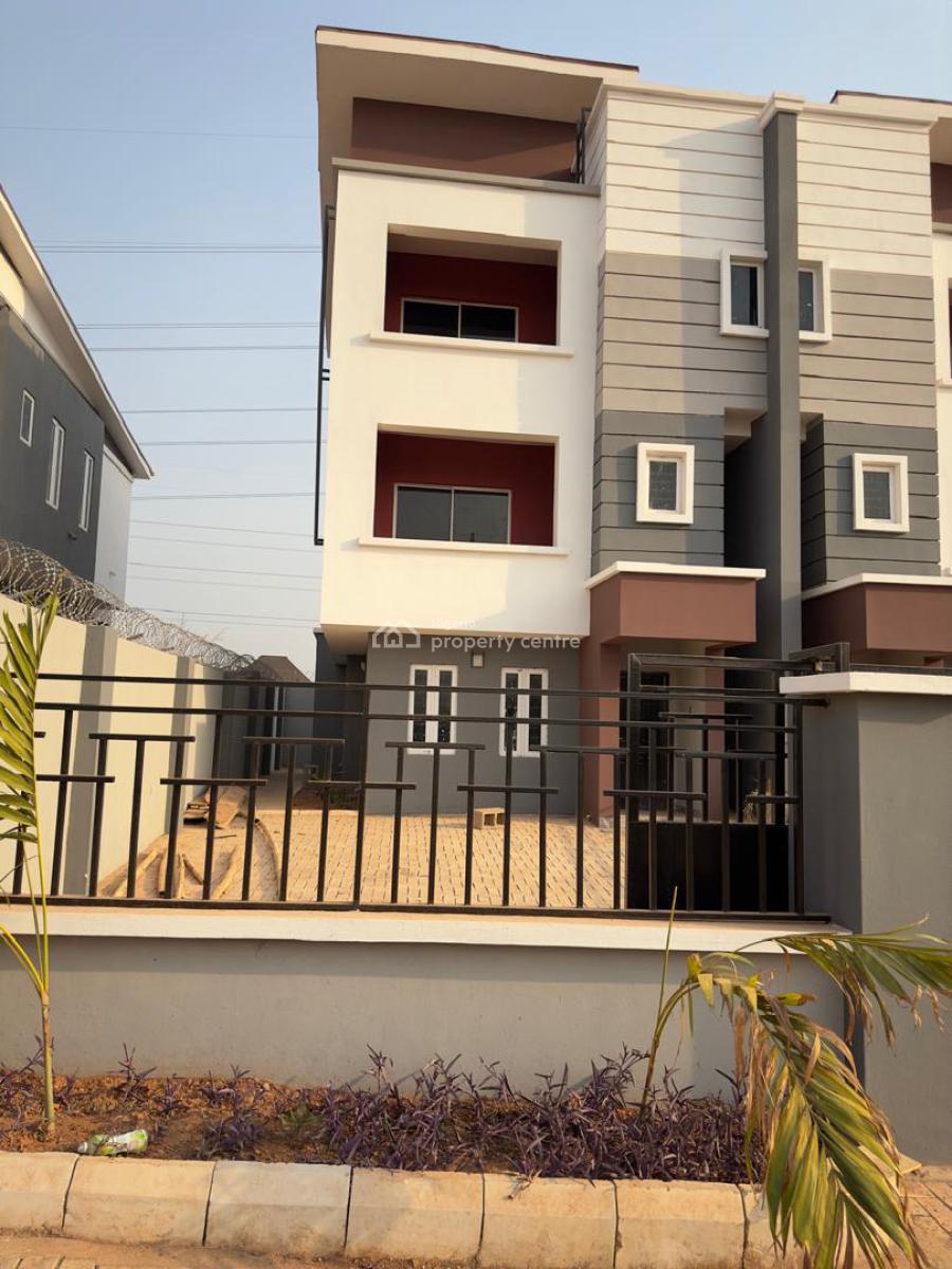 Classy 3 Bedroom Semi Detached Triplex 1 Room Bq, Centenary Park Inside Centenary City, Enugu, Enugu, Semi-detached Duplex for Sale
