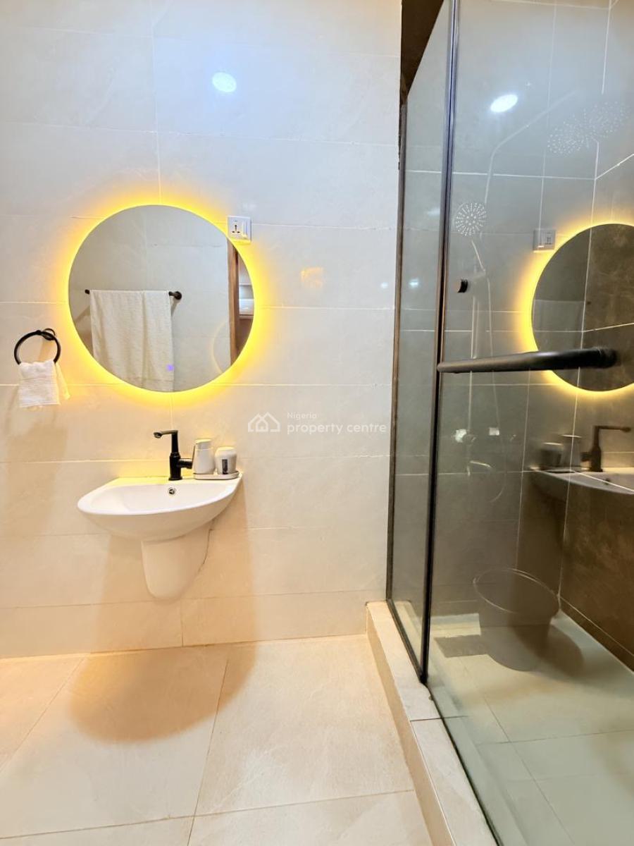 2 Bedrooms Flat, Lekki Phase 1, Lekki, Lagos, Flat / Apartment Short Let