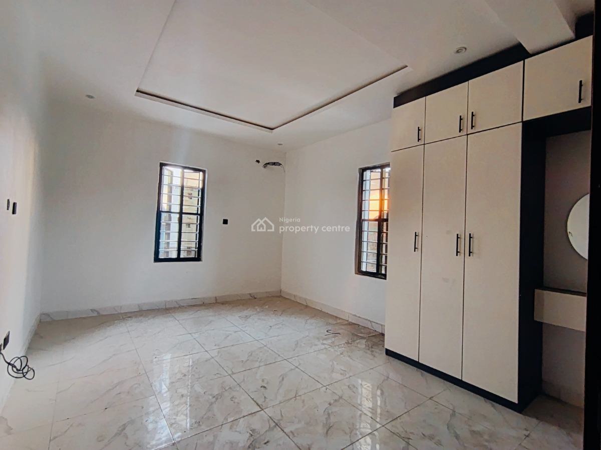 a 2 Bedroom Flat, After Agungi, Before Chevron, Ologolo Spg, Lekki, Lagos, Flat / Apartment for Sale