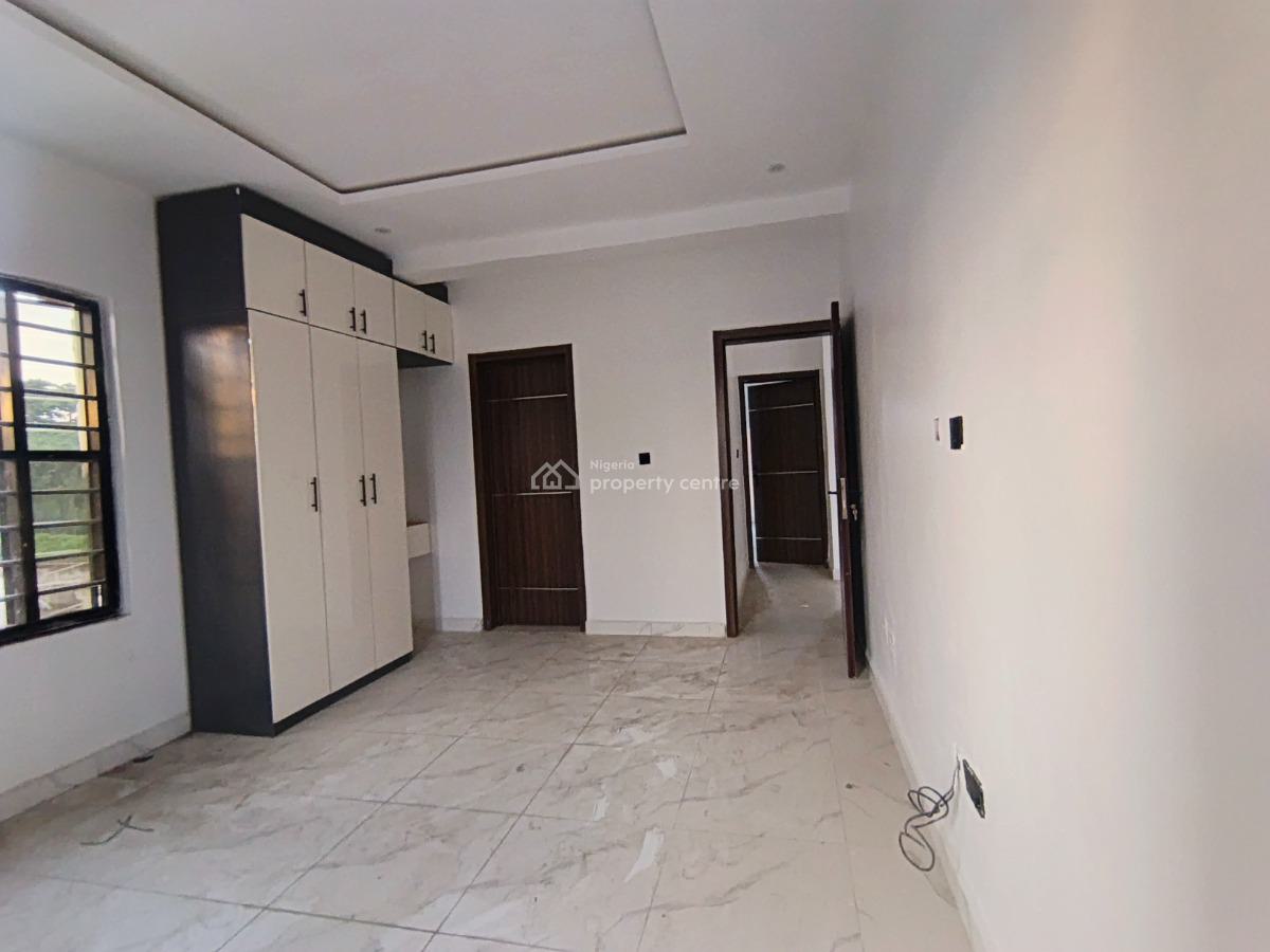 a 2 Bedroom Flat, After Agungi, Before Chevron, Ologolo Spg, Lekki, Lagos, Flat / Apartment for Sale