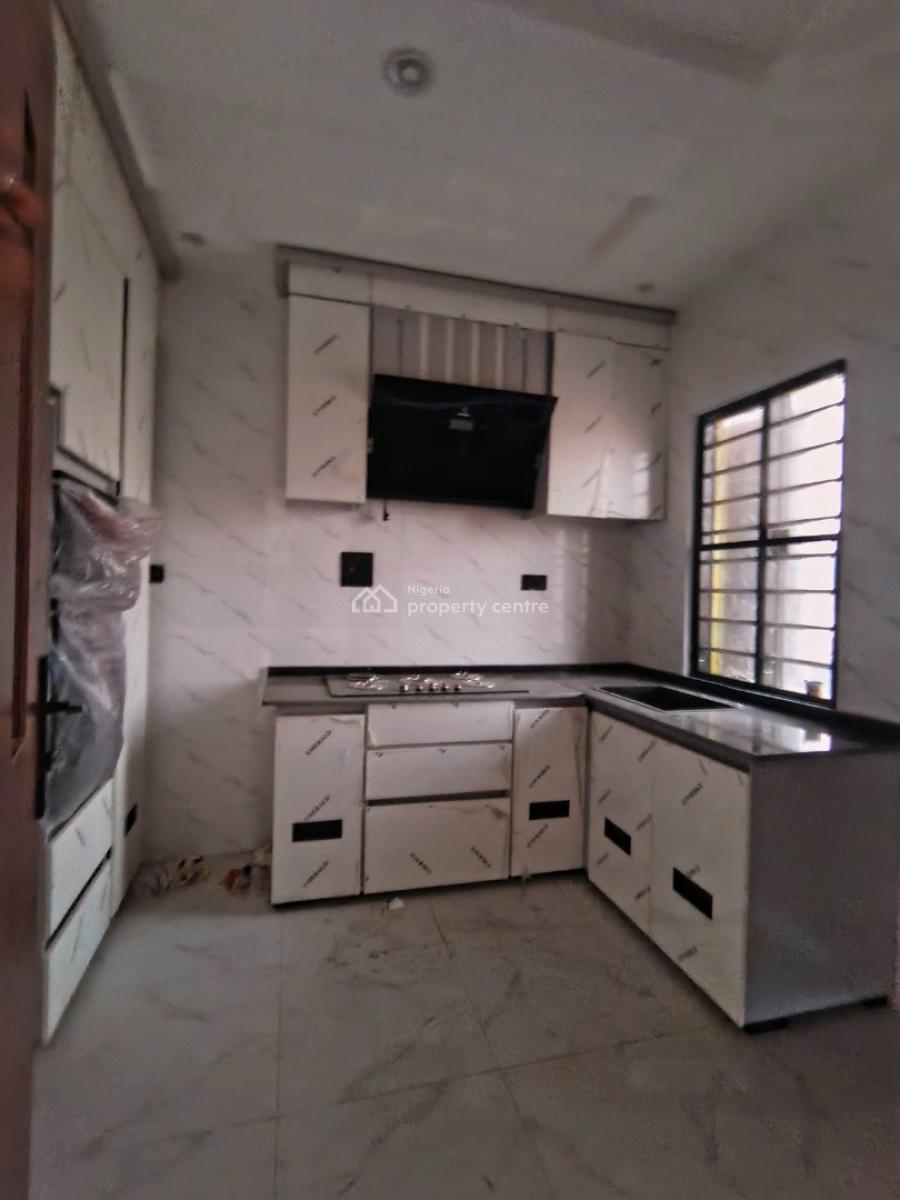 a 2 Bedroom Flat, After Agungi, Before Chevron, Ologolo Spg, Lekki, Lagos, Flat / Apartment for Sale