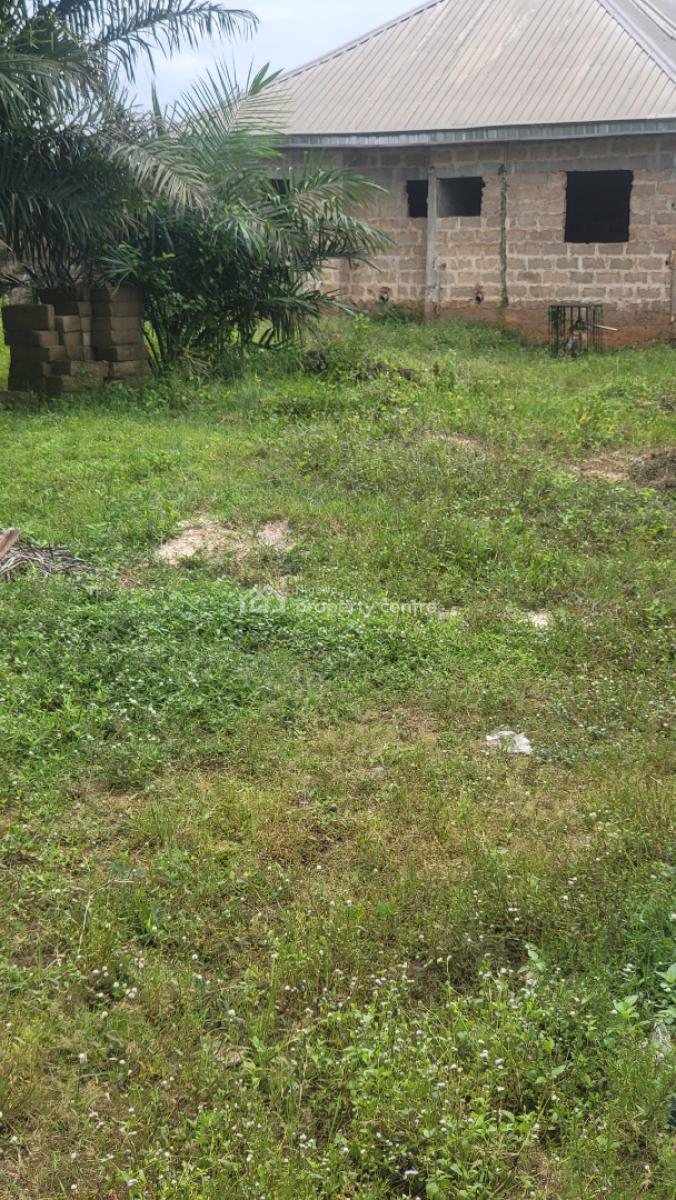 Distress 6 Units of 2 Bedroom Bungalow with Modern Facilities, Amagba G R a Extension, Benin, Oredo, Edo, Block of Flats for Sale