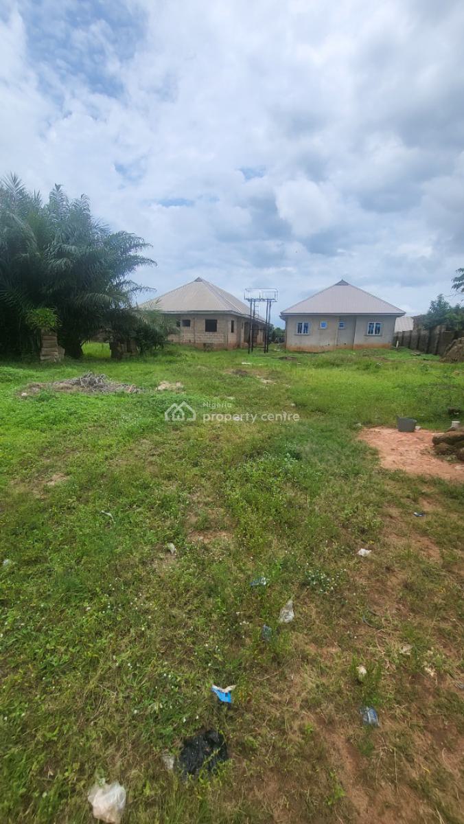 Distress 6 Units of 2 Bedroom Bungalow with Modern Facilities, Amagba G R a Extension, Benin, Oredo, Edo, Block of Flats for Sale