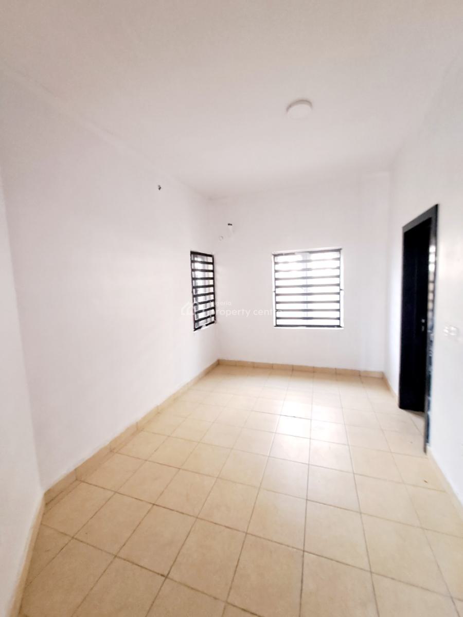 Well Built 3 Bedroom Apartment in a Serene Neighbourhood, Ologolo, Lekki, Lagos, Flat / Apartment for Rent