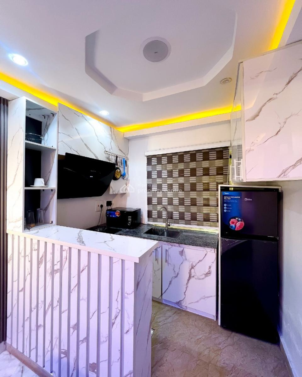 1 Bedroom Apartment with a Good Ambiance, Independence Layout, Enugu, Enugu, Flat / Apartment Short Let