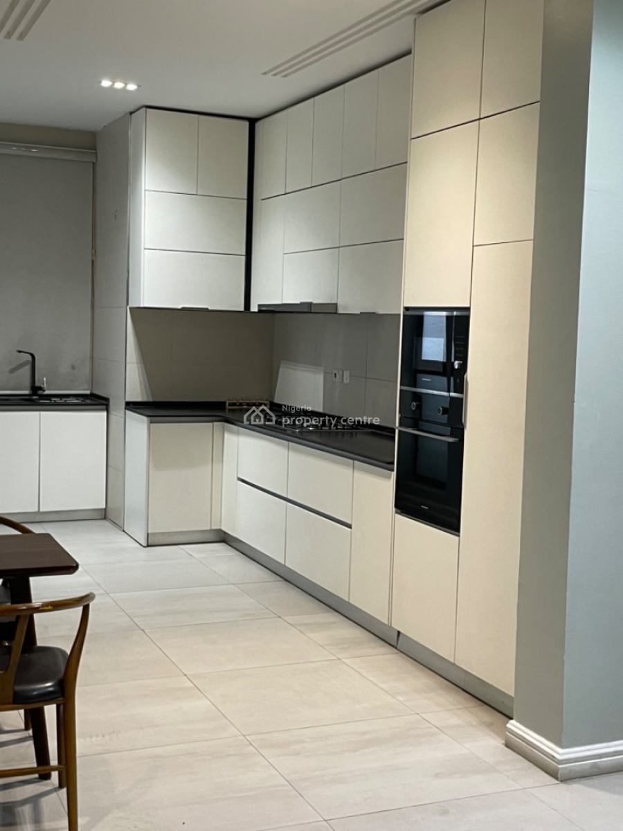 Waterfront, Spacious & Cozy 2-bedroom Apt with a Swimming Pool and Gym, Midak Mew Apartment, Lekki Phase 1, Lekki, Lagos, Flat / Apartment Short Let