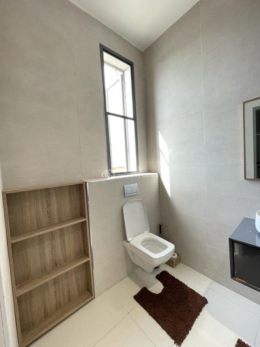 Waterfront, Spacious & Cozy 2-bedroom Apt with a Swimming Pool and Gym, Midak Mew Apartment, Lekki Phase 1, Lekki, Lagos, Flat / Apartment Short Let
