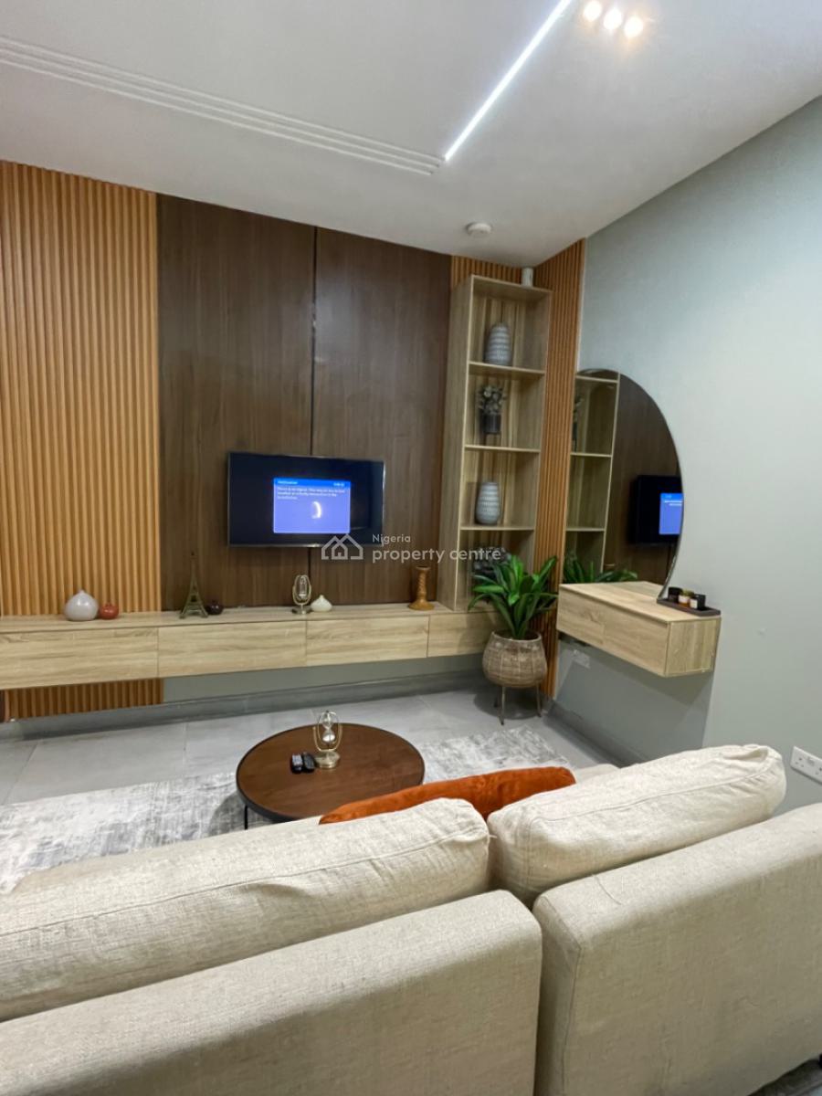 Spacious and Cozy Studio Apartment with a Swimming Pool and Gym, Midak Mew Apartment, Lekki Phase 1, Lekki, Lagos, Mini Flat (room and Parlour) Short Let