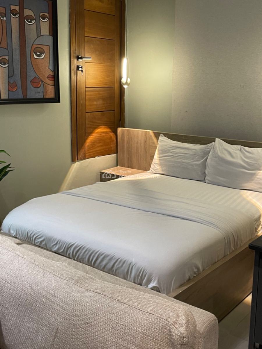 Spacious and Cozy Studio Apartment with a Swimming Pool and Gym, Midak Mew Apartment, Lekki Phase 1, Lekki, Lagos, Mini Flat (room and Parlour) Short Let