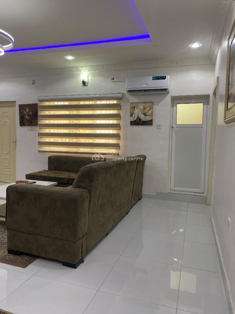 Furnished 2 Bedroom Apartment, 37 Adeniji Close, Off Ishaga Road, Surulere, Lagos, Flat / Apartment Short Let