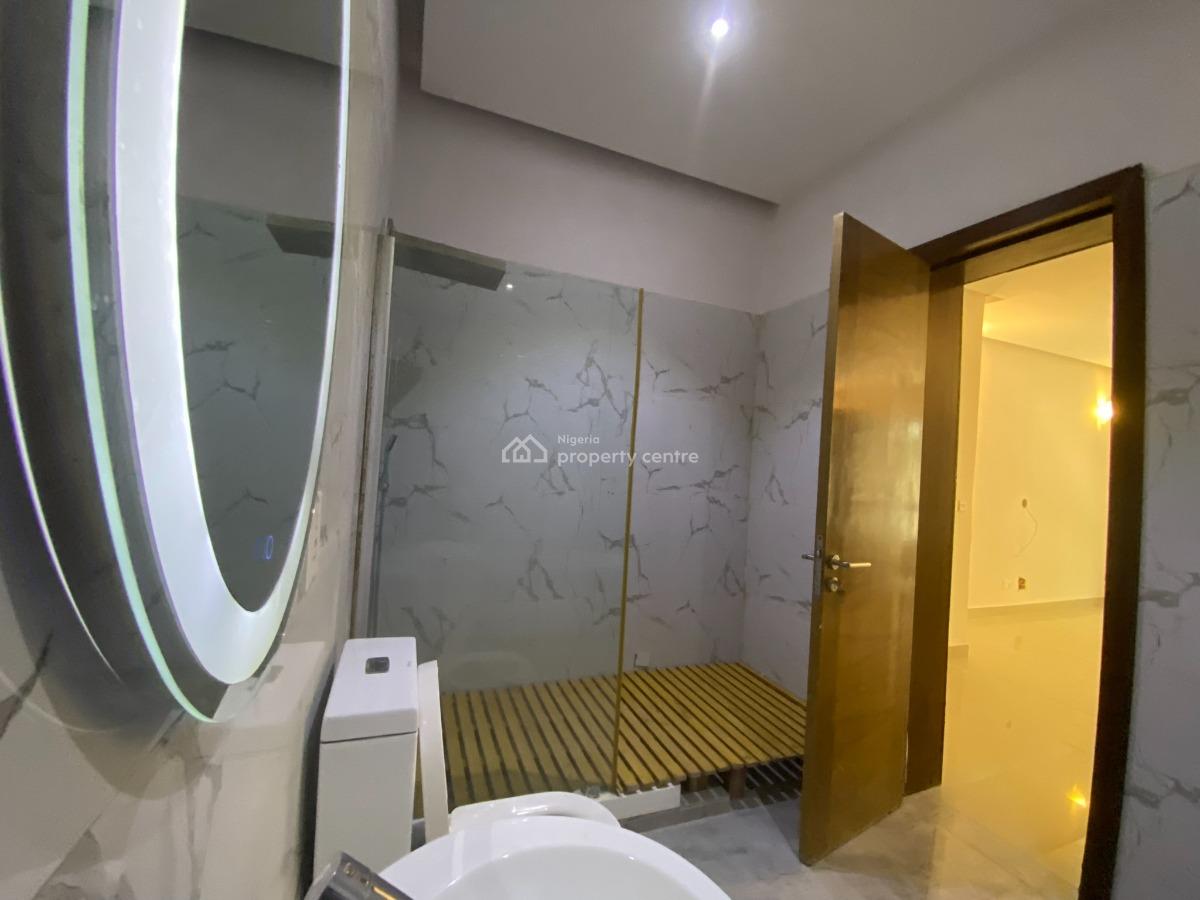 Direct Brief 3 Bedroom Flat with B.q Waterfront Property, 3rd Avenue, Banana Island, Ikoyi, Lagos, Flat / Apartment for Rent