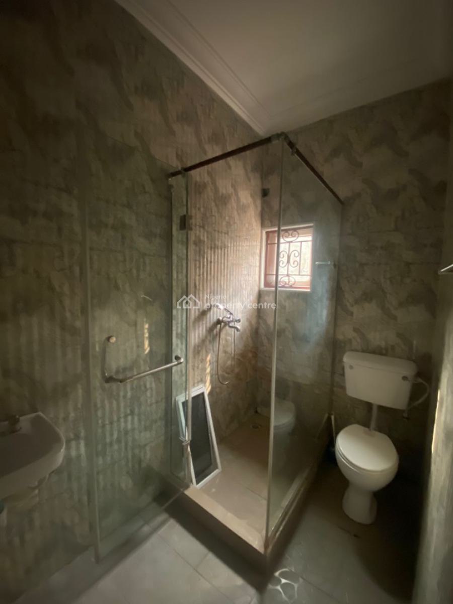 Spacious 3 Bedroom Flat, Chevy View, Lekki, Lagos, Flat / Apartment for Rent