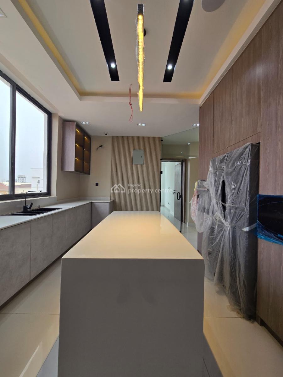 Upscale, Contemporary 4 Bedroom Maisonette with Swimming Pool,gym, Lekki Phase 1, Lekki, Lagos, Flat / Apartment for Sale