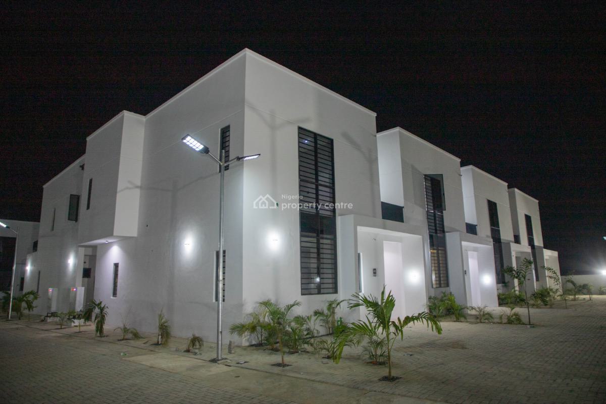 The Palms Residence, Chuks Okokwu Street., Ajah, Lagos, House for Sale