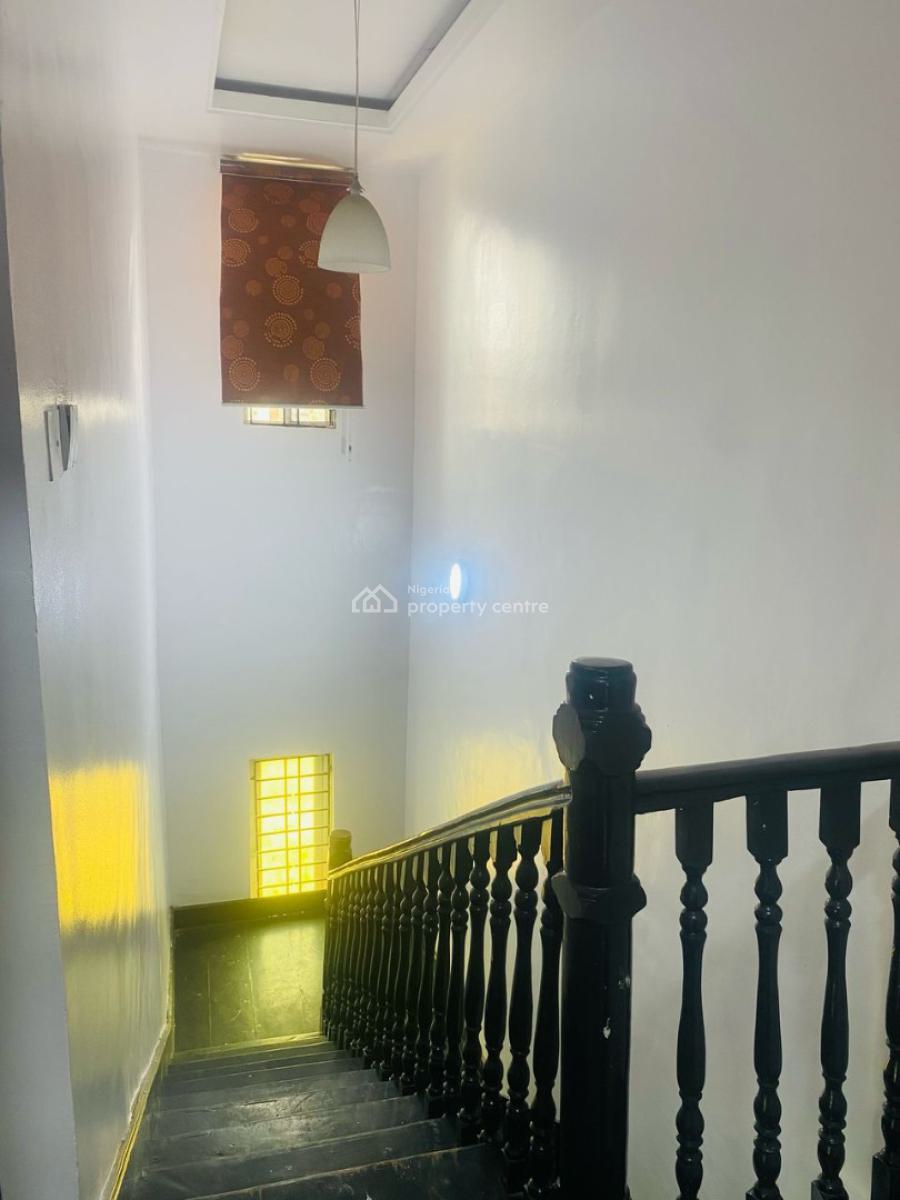 Spacious 2 Bedroom Apartment +balcony Upstairs, Kunshela Road, Chisco, Ikate, Lekki, Lagos, Flat / Apartment for Rent