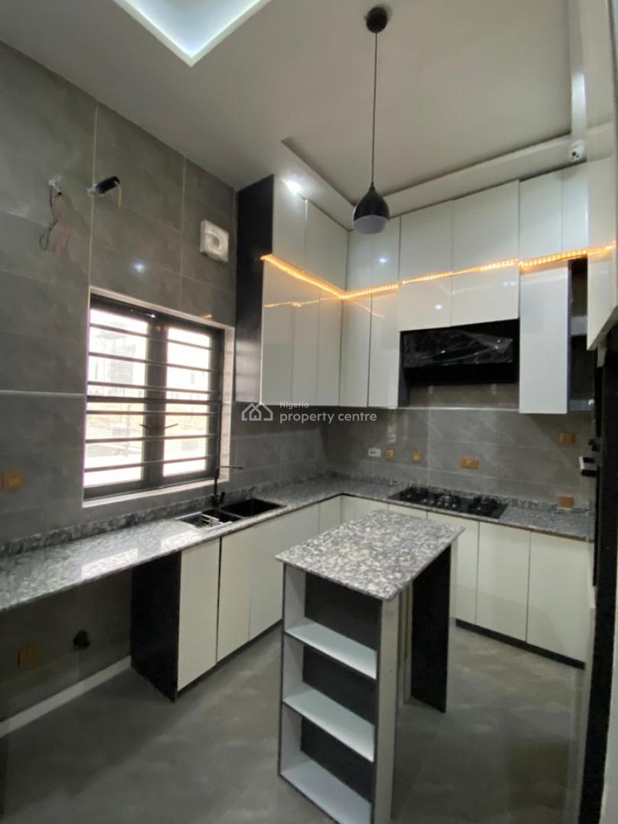 4 Bedrooms Fully-detached Duplex with Bq, Ikota, Lekki, Lagos, Detached Duplex for Sale