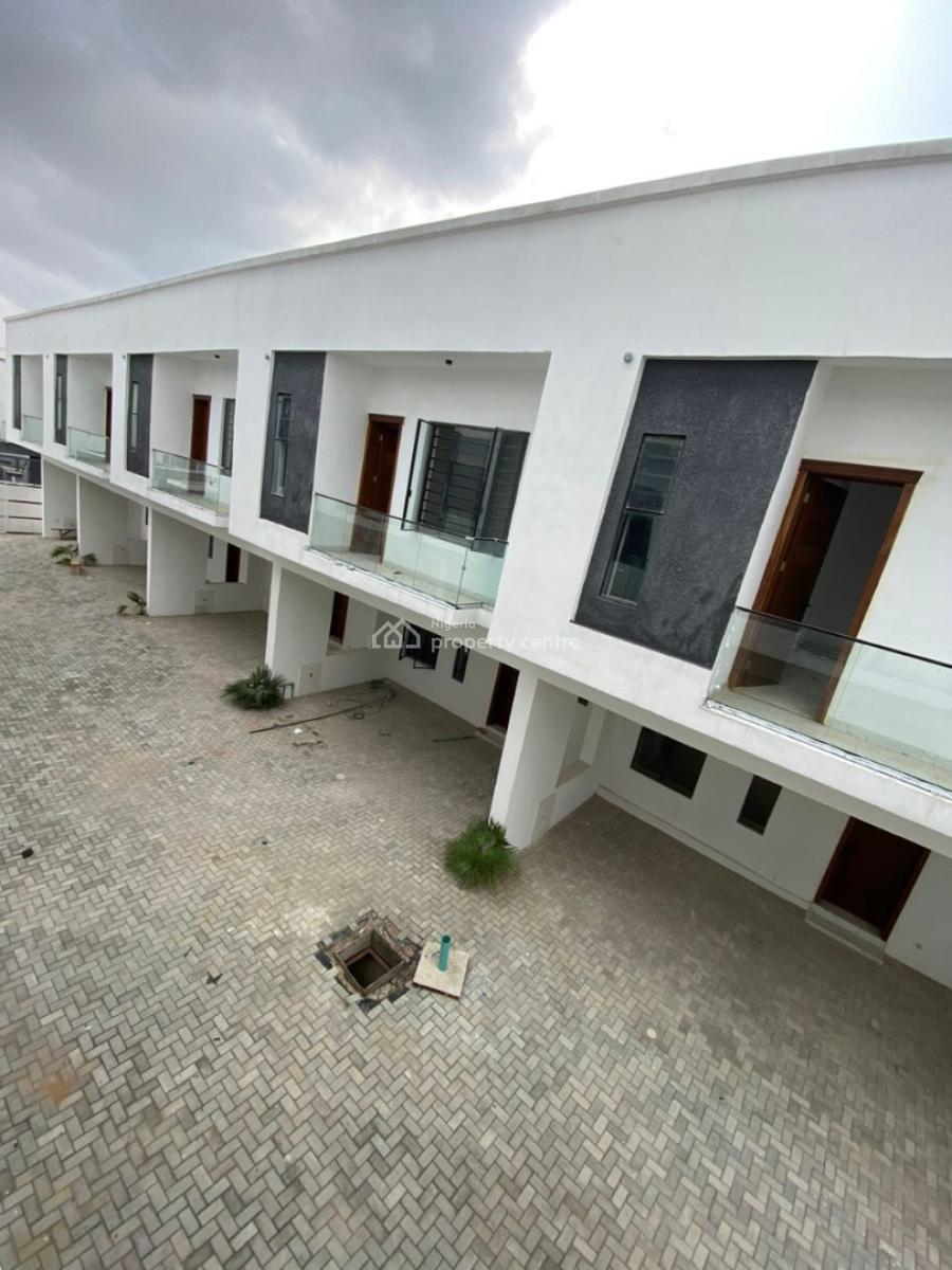 4 Bedrooms Terrace Duplex, Ikota, Lekki, Lagos, Terraced Duplex for Sale