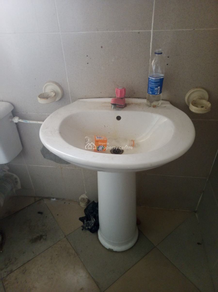Affordable Clean Shared Apartment, Maroko Mobil Road, Ilaje, Ajah, Lagos, Self Contain (single Rooms) for Rent