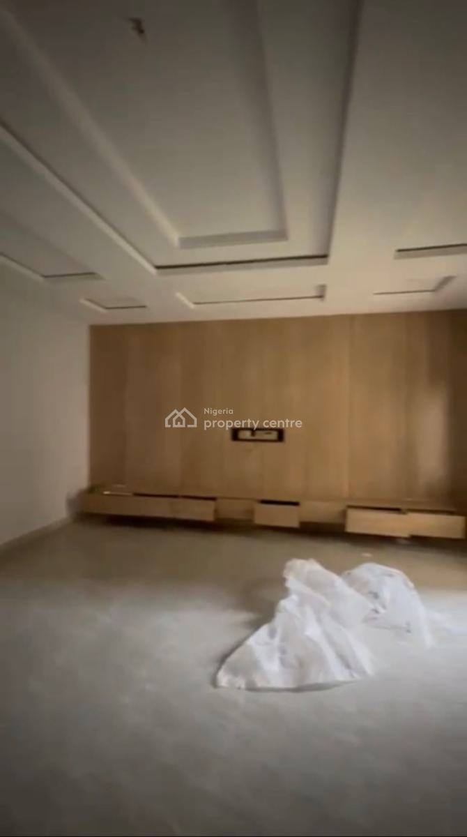 Standard 3 Bedroom with an Extra Room, Airport Junction, Jabi, Abuja, Flat / Apartment for Rent