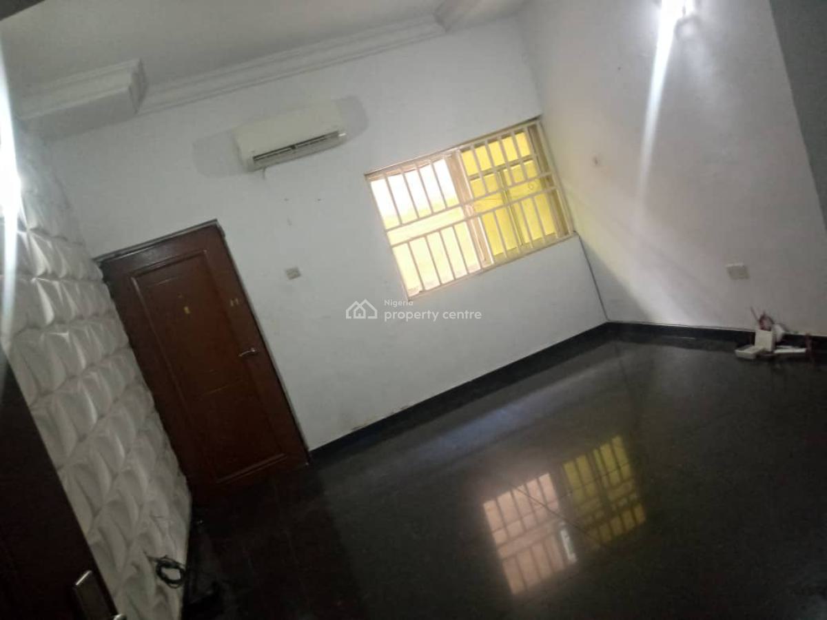 Very Nice Fully Service 2 Bedroom in a Secure Estate, Bakare Estate / Bera Estate, Lekki, Lagos, Flat / Apartment for Rent