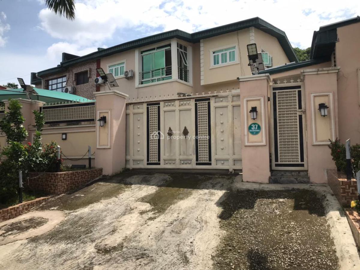 Fairly Used 4 Bedrooms Duplex, 3rd Ave, Gwarinpa, Abuja, Semi-detached Duplex for Sale