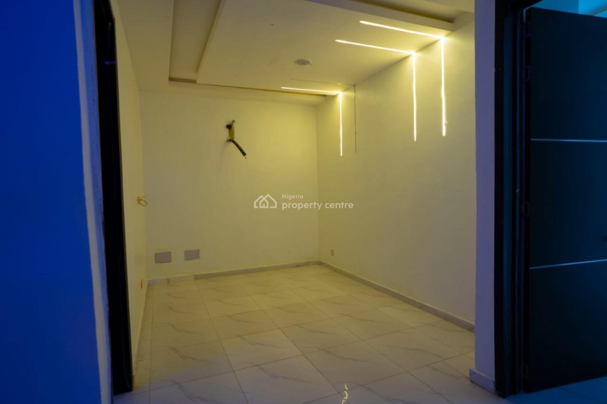 Semi Furnished 4 Bedroom Duplex at Pantheon Bridge, Orchid Road, Lekki, Lagos, Terraced Duplex for Sale