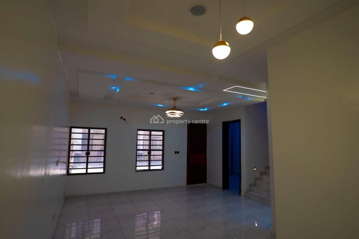 Semi Furnished 4 Bedroom Duplex at Pantheon Bridge, Orchid Road, Lekki, Lagos, Terraced Duplex for Sale