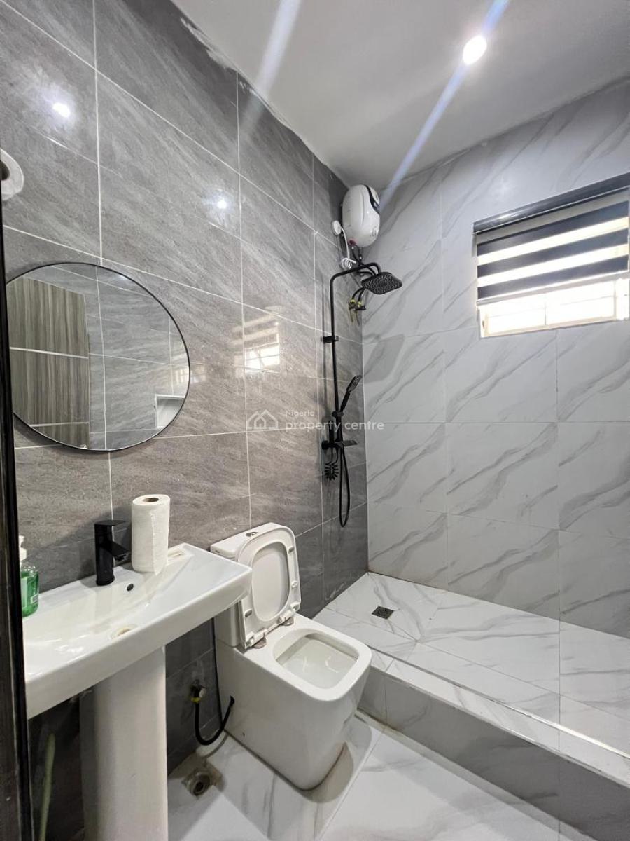 Tastefully Furnished Serviced Spacious 3 Bedrooms Apartment, Oral Estate  By Chevron Toll Gate, Ikota, Lekki, Lagos, Flat / Apartment for Rent