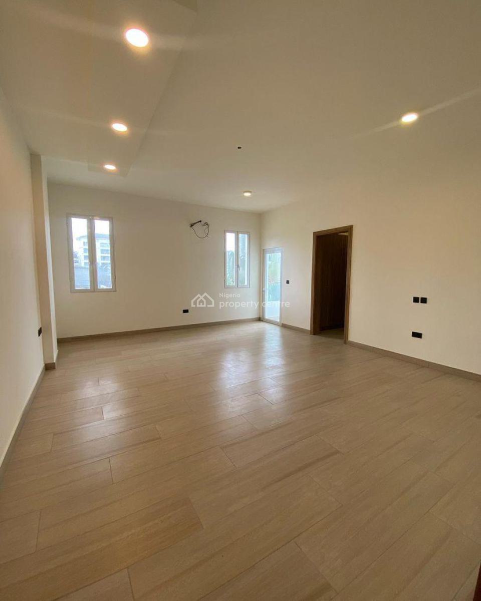 Very Urgent Townhouse, Off Ihuntayi Street, Oniru, Victoria Island (vi), Lagos, Terraced Duplex for Sale