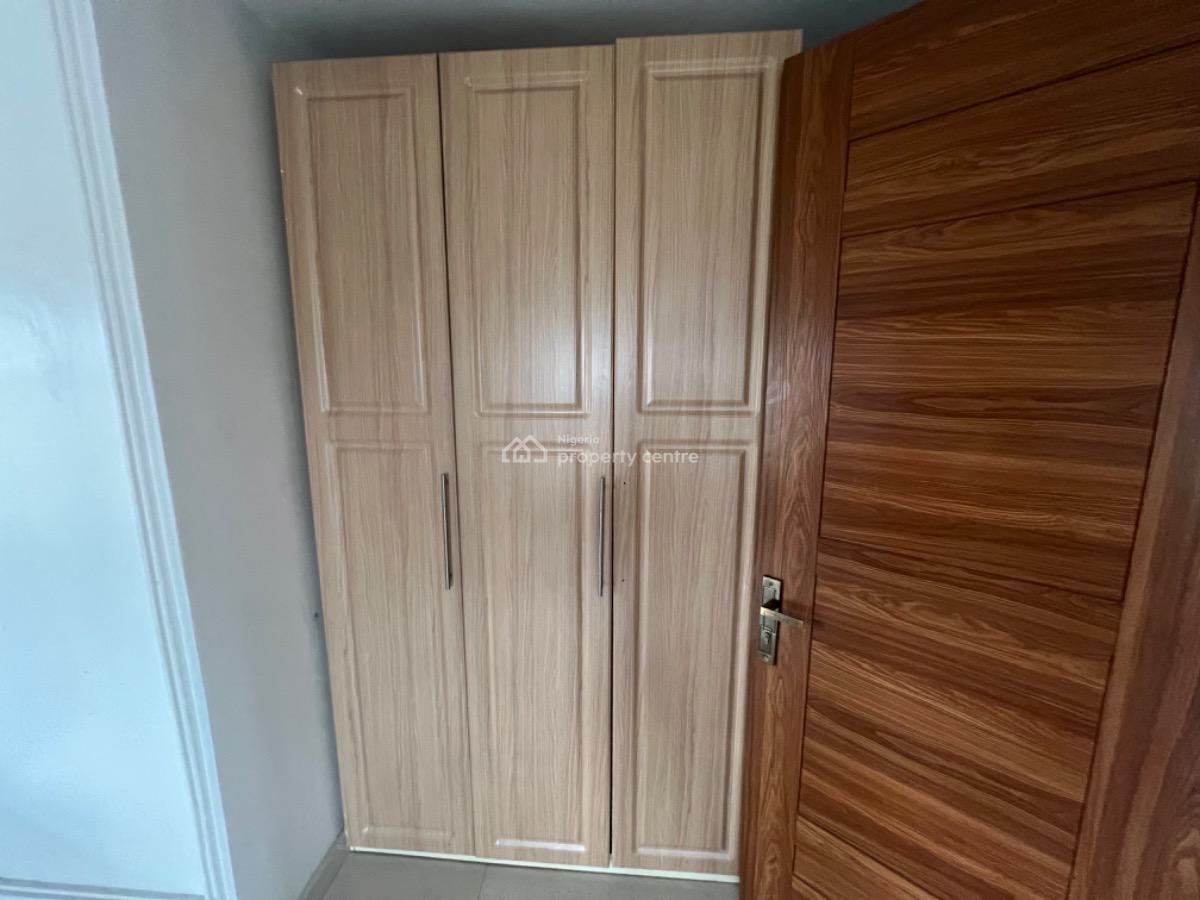 Luxury 3 Bedroom Apartment with Bq, Lekki Phase 1, Lekki, Lagos, Flat / Apartment for Rent
