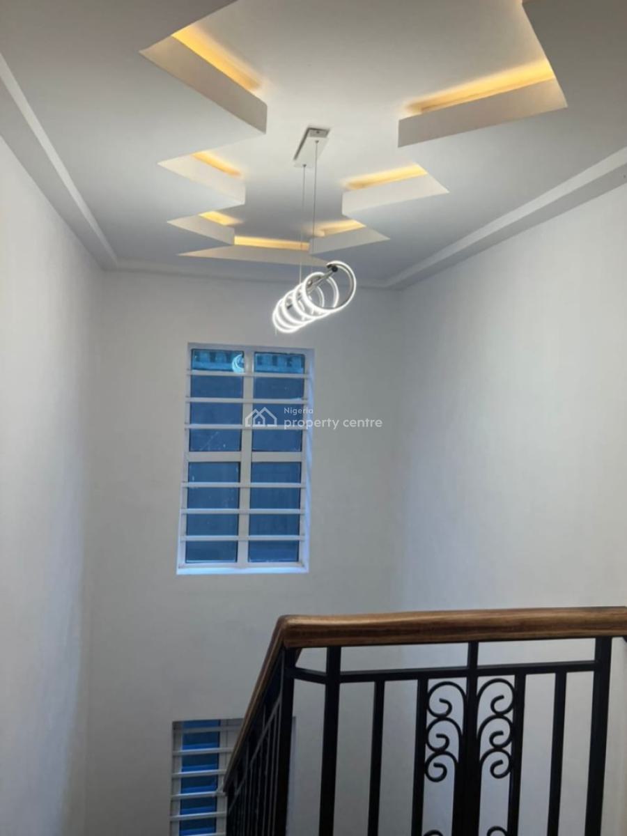 Distress Tastefully Built 5 Bedroom Detached with Bq, Ilasan Ikate Lekki Lagos, Ilasan, Lekki, Lagos, House for Sale