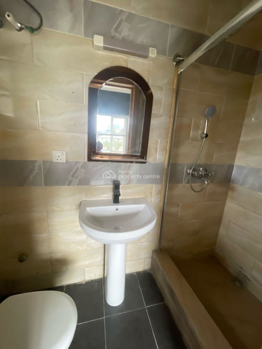 2 Bedroom Apartment, Lekki Phase 1, Lekki, Lagos, Flat / Apartment for Sale