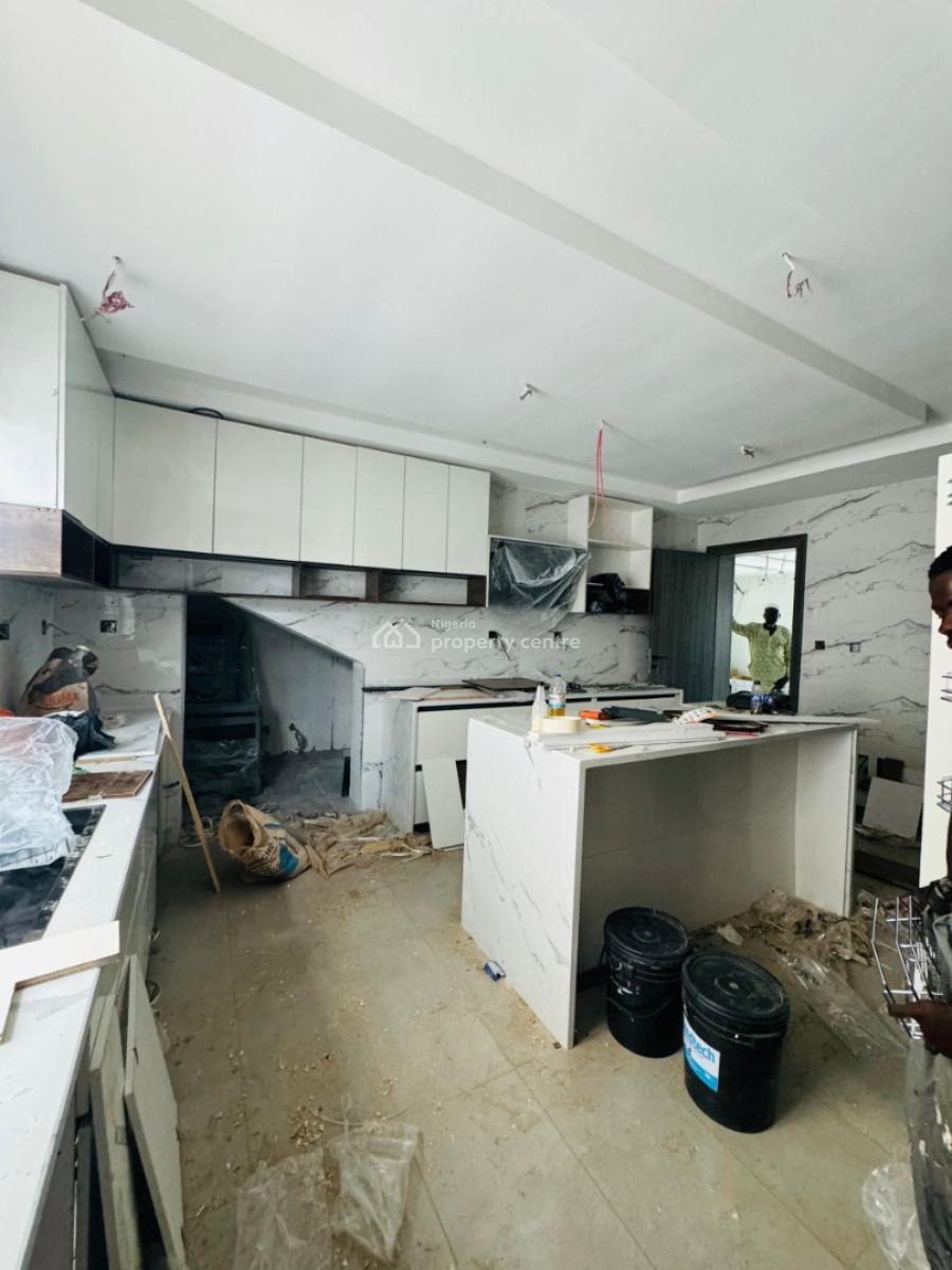 Architecturally Spacious 5 Bedroom Fully Detached Home with Swimmin, Ikeja Gra, Ikeja, Lagos, Detached Duplex for Sale