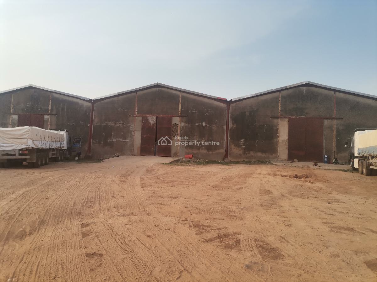 a Moribund Paper Mill Factory Housing a Warehouse Complex, Old Lagos Road, Ibadan, Oyo, Factory for Sale