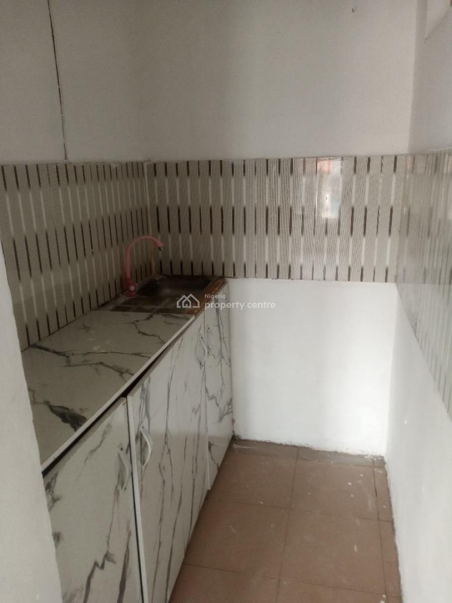 Mini Flat, Nnobi Right, Kilo, Surulere, Lagos, Mini Flat (room and Parlour) for Rent