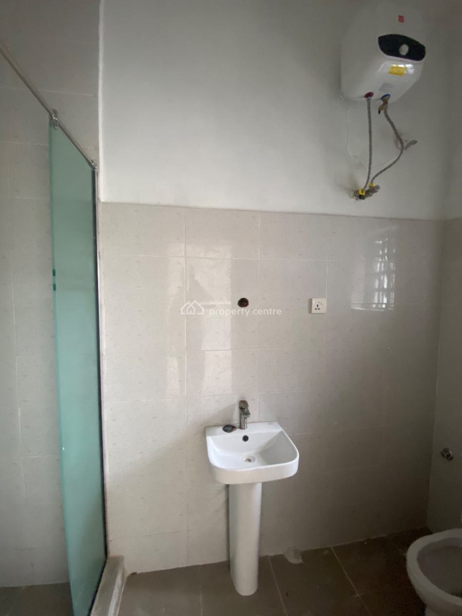Newly Built 2 Bedroom Apartment in a Gated Estate, Lekki Phase 1, Lekki, Lagos, Flat / Apartment for Sale