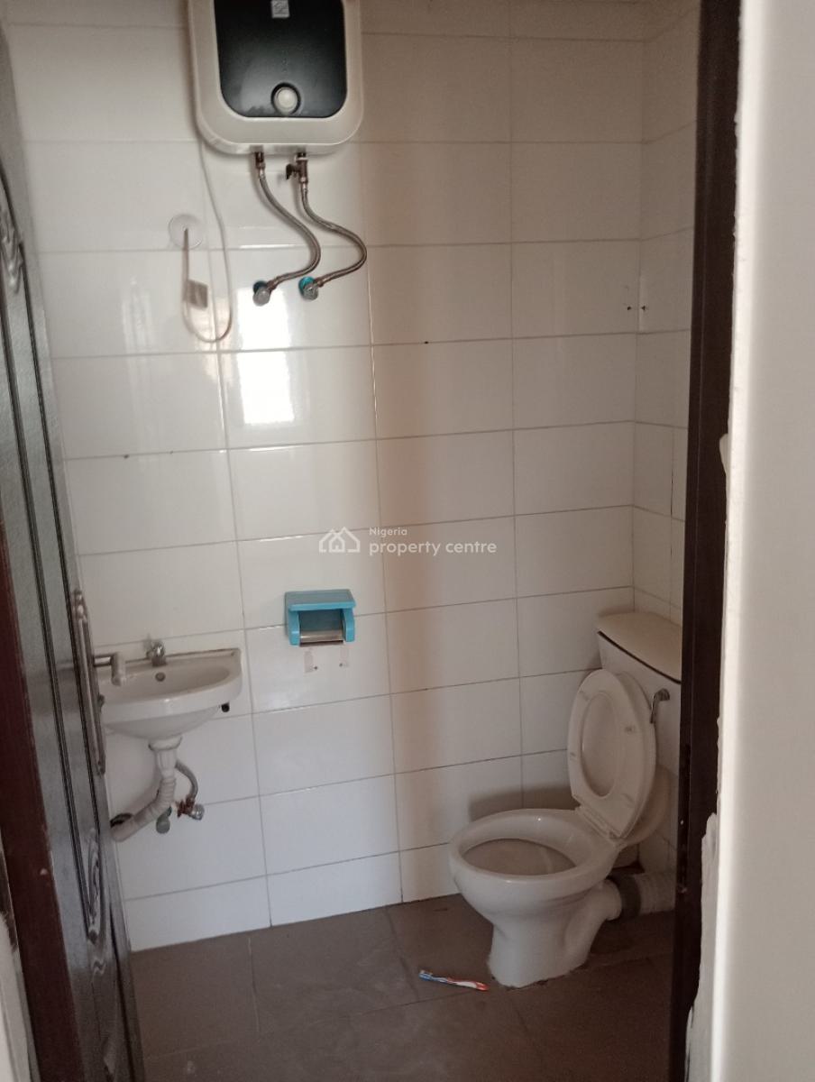Standard 1 Bedroom Apartment Now Available, Wuye Main, Wuye, Abuja, Flat / Apartment for Rent