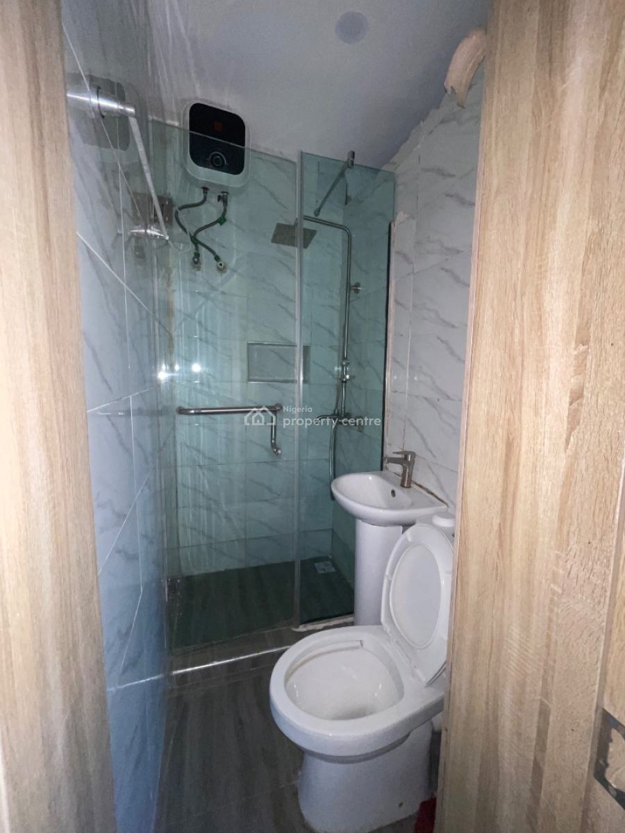 a Tasteful 2 Bedroom Apartment, Mobil Road, Ilaje, Ajah, Lagos, Flat / Apartment for Rent