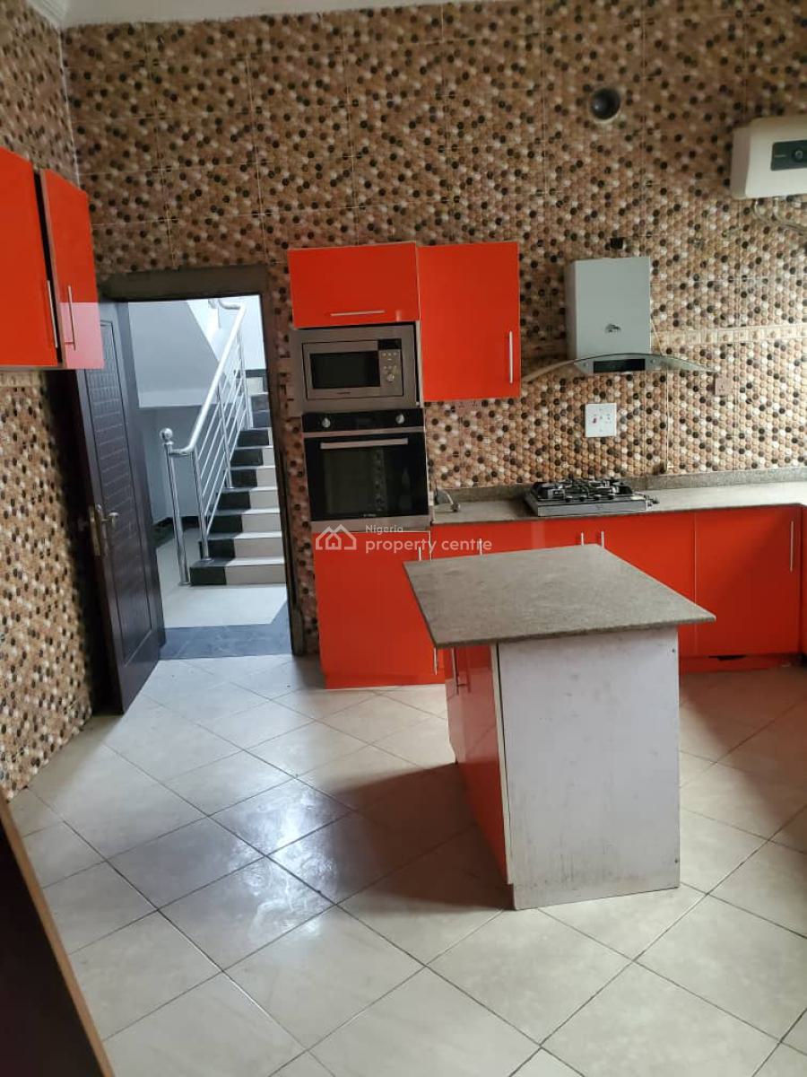 Well Maintained 8 Bedroom Fully Detached Duplex with 1 Bq, Ikota, Lekki, Lagos, Detached Duplex for Sale