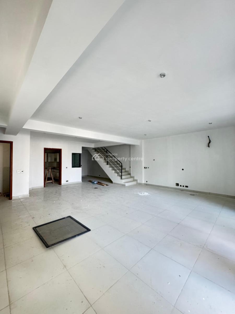 Elegant 2-bedroom Maisonette with Swimming Pool & Gym, Chevron, Lekki, Lagos, House for Sale