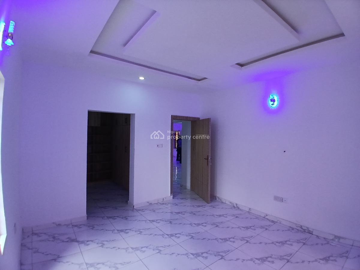 Spacious 3 Bedroom Fully Detached Bungalow, Mowe Town, Ogun, Detached Bungalow for Sale