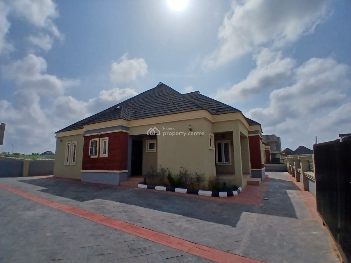 Spacious 3 Bedroom Fully Detached Bungalow, Mowe Town, Ogun, Detached Bungalow for Sale