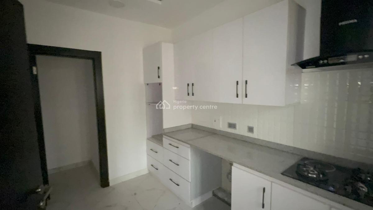 Newly Built Modern 2 Bedroom Apartment with a Bq in Lekki Forehore, Admiralty Way, Lekki Phase 1, Lekki, Lagos, Flat / Apartment for Sale